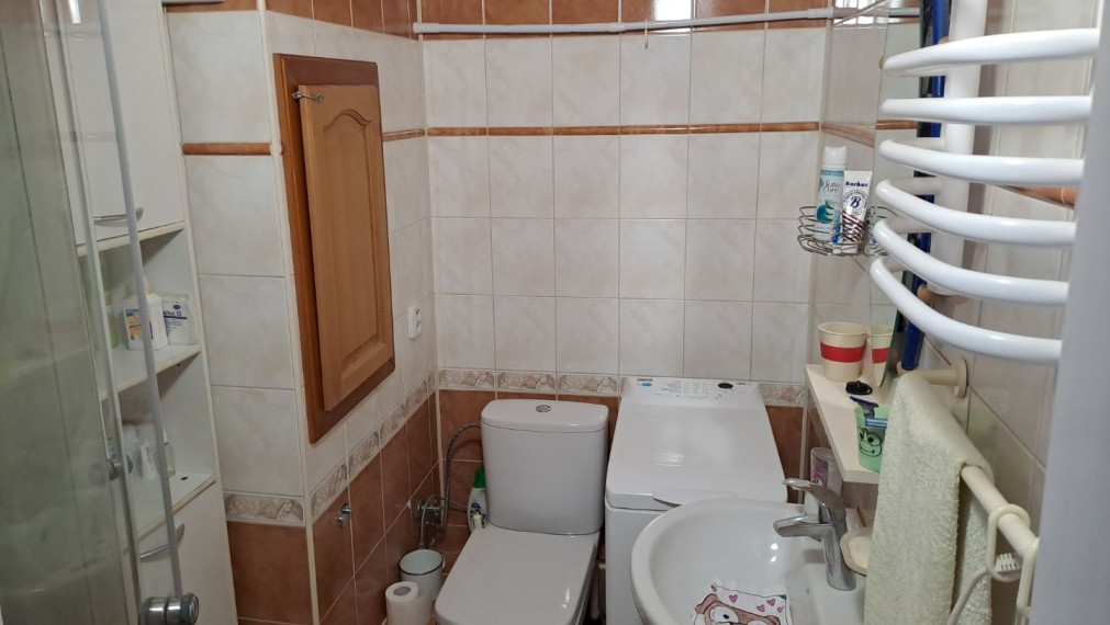 REZERVOVANÉ Na Predaj - 1-izbový byt, 35m2, 5/7 posch., Mukačevská - Prešov.