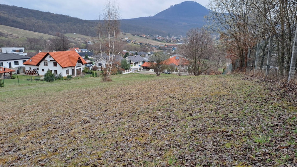Na Predaj - stavebný pozemok, 4 020m2, ul. Lipová, Veľký Šariš - Kanaš.