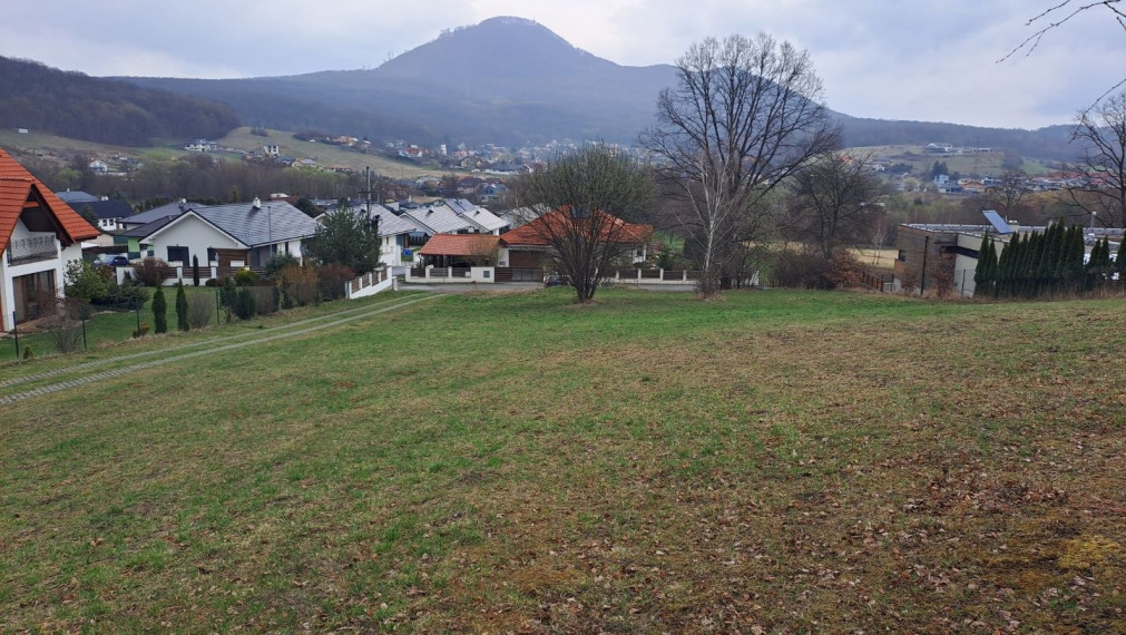 Na Predaj - stavebný pozemok, 4 020m2, ul. Lipová, Veľký Šariš - Kanaš.