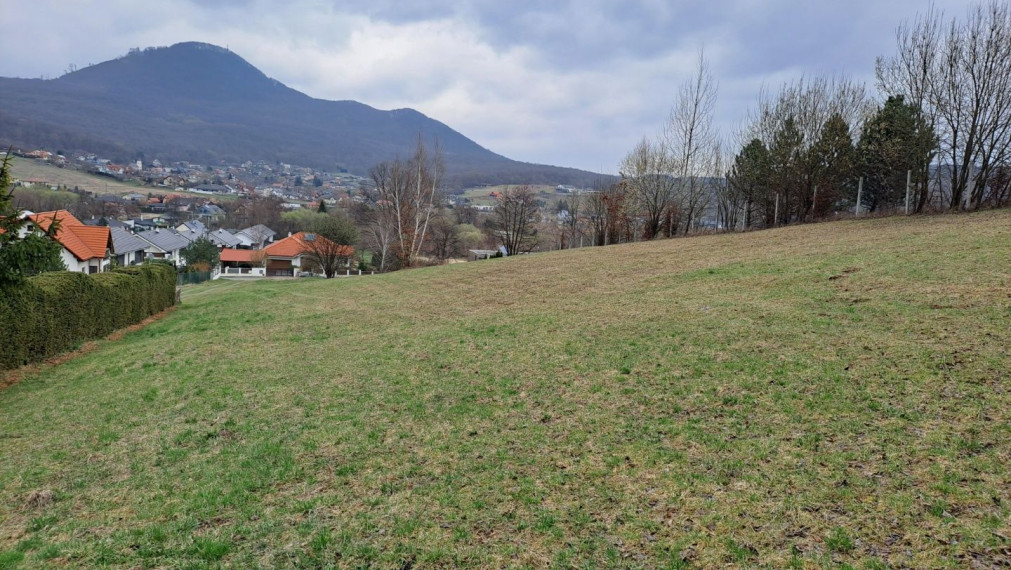Na Predaj - stavebný pozemok, 4 020m2, ul. Lipová, Veľký Šariš - Kanaš.