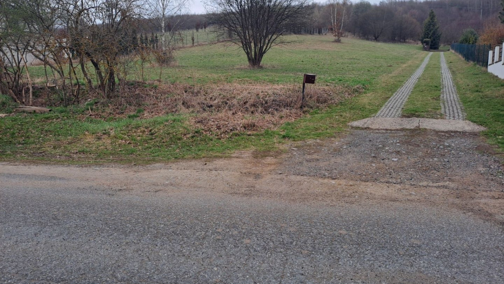 Na Predaj - stavebný pozemok, 4 020m2, ul. Lipová, Veľký Šariš - Kanaš.