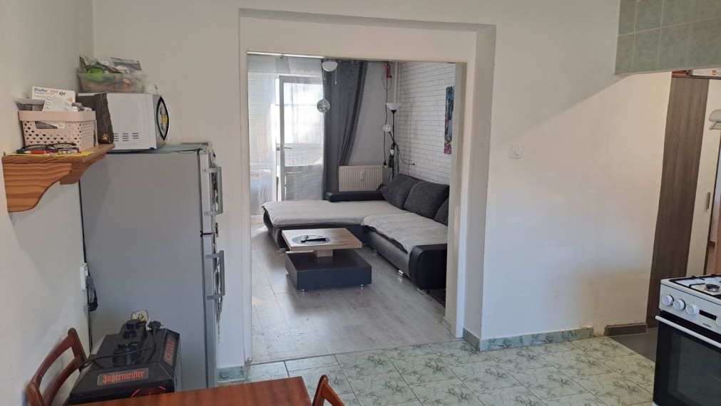 Na Predaj - 3-izbový byt, 72m2, Janka Matušku - Vranov nad Topľou, 2/3 posch., Balkón.