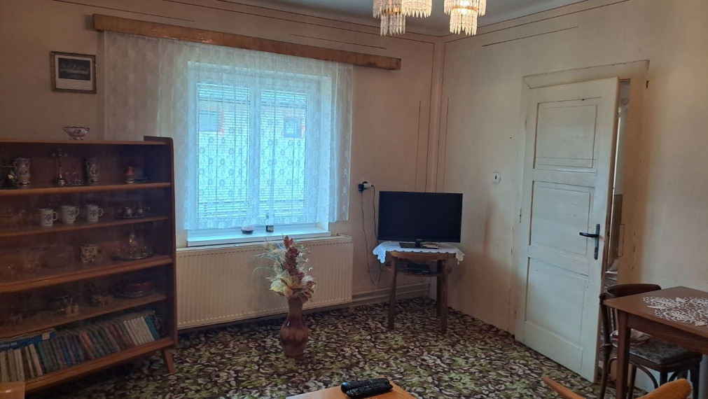 NA PREDAJ - 5-izbový rodinný dom v obci Giglovce.