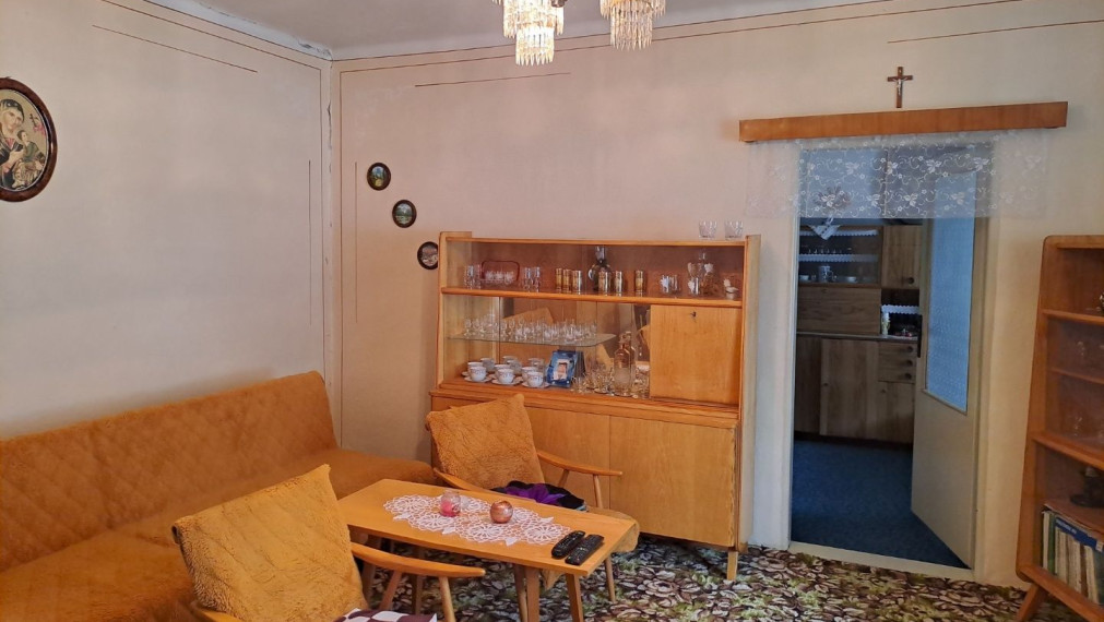 NA PREDAJ - 5-izbový rodinný dom v obci Giglovce.