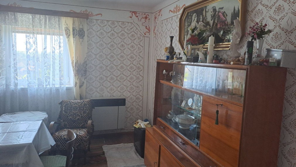 PREDAJ - 4-izbový rodinný dom v obci Trstené pri Hornáde.