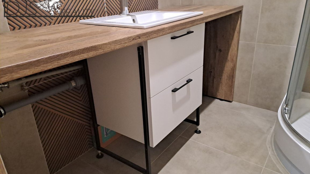 Na predaj - 3-izbový byt s loggiou, 75m², 6/7 posch., po kompletnej rekonštrukcii, sídl. Šváby.