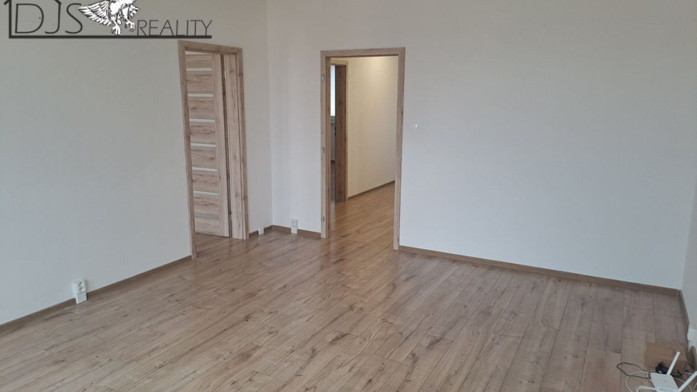 Na predaj - 3-izbový byt s loggiou, 75m², 6/7 posch., po kompletnej rekonštrukcii, sídl. Šváby.