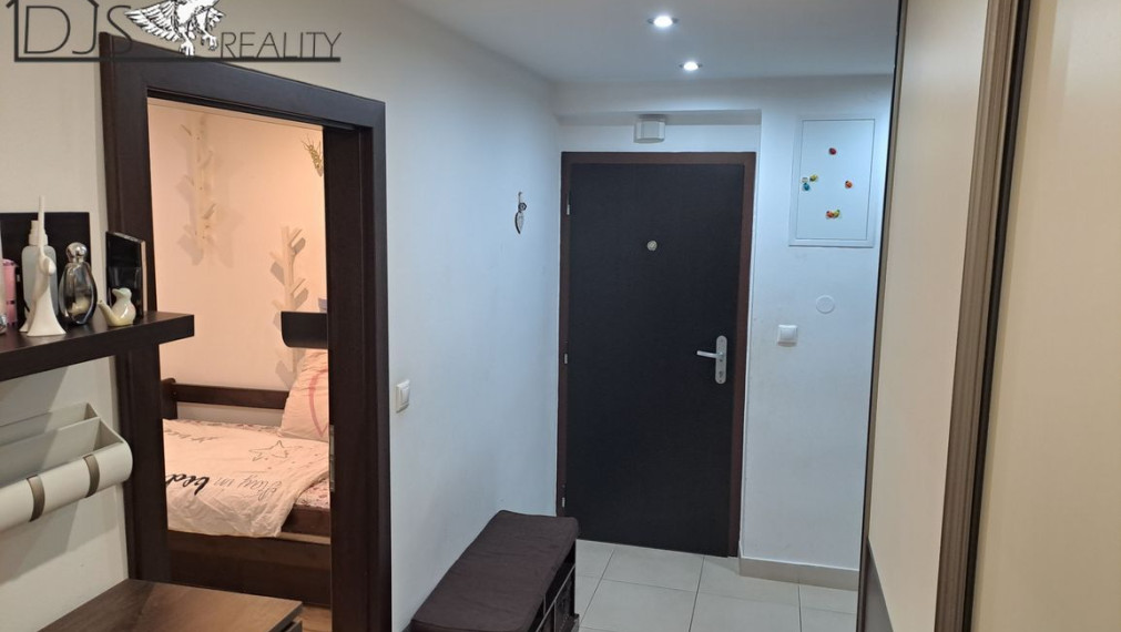 Na predaj - 3-izbový byt s loggiou, 78m², 1. posch., po kompletnej rekonštrukcii, Prešov.