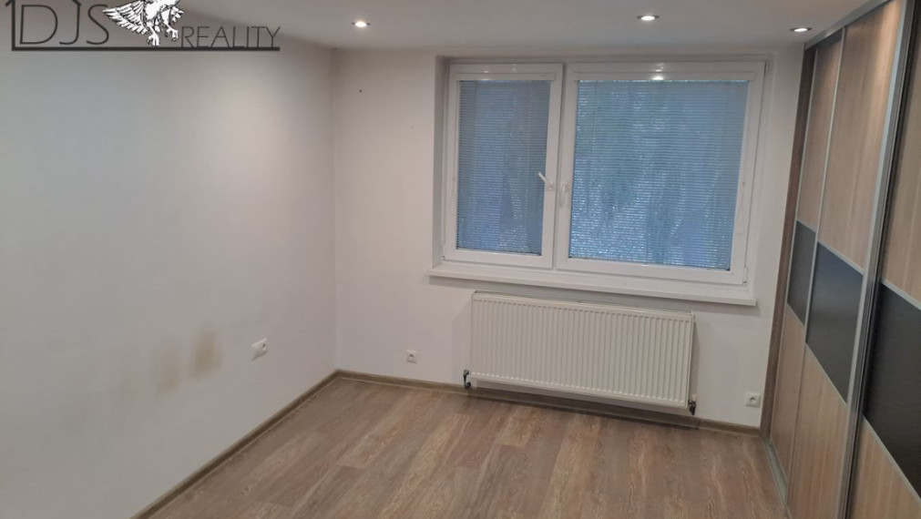 Na predaj - 3-izbový byt s loggiou, 78m², 1. posch., po kompletnej rekonštrukcii, Prešov.