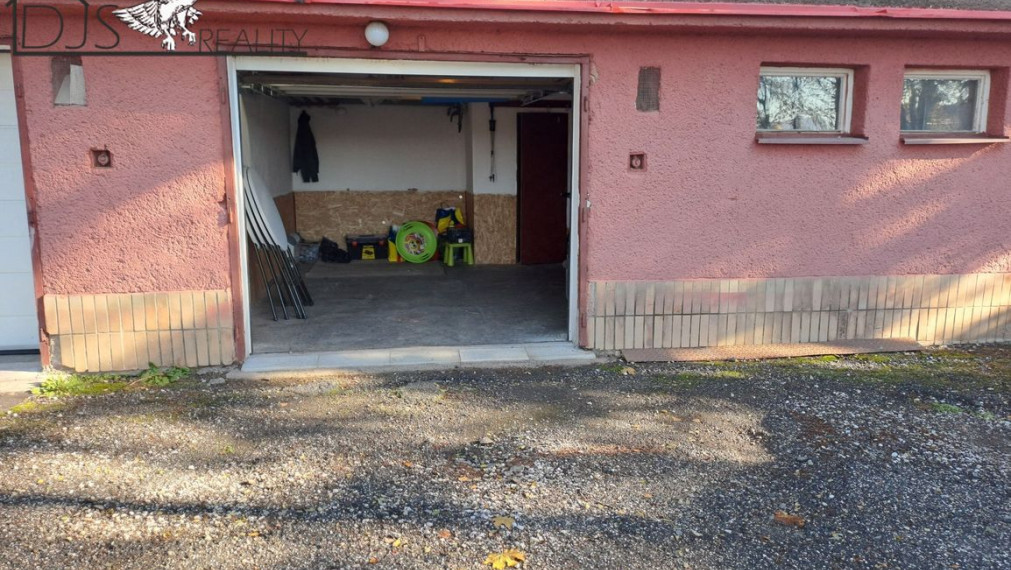 Na predaj - 3-izbový byt s loggiou, 78m², 1. posch., po kompletnej rekonštrukcii, Prešov.