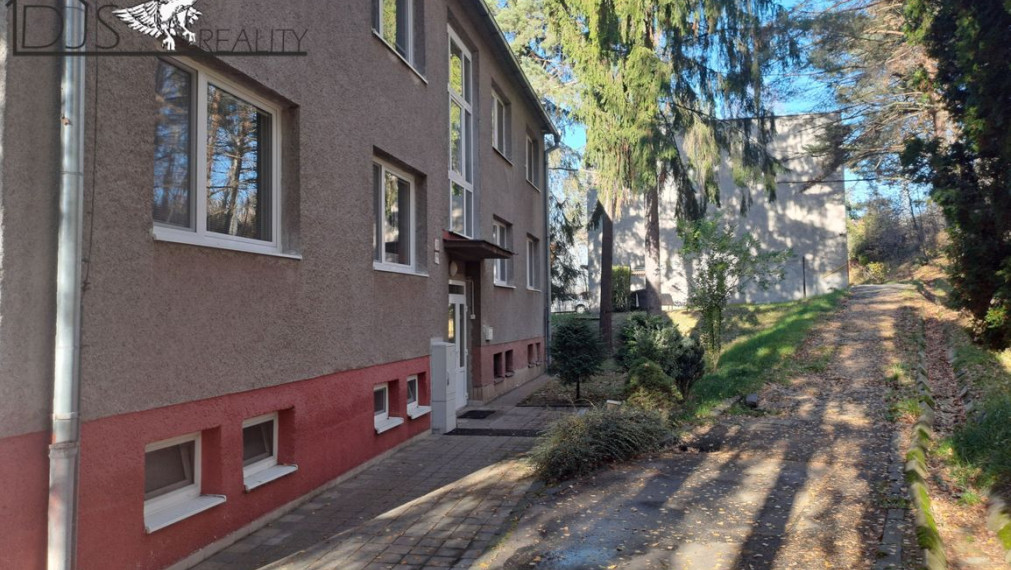 Na predaj - 3-izbový byt s loggiou, 78m², 1. posch., po kompletnej rekonštrukcii, Prešov.