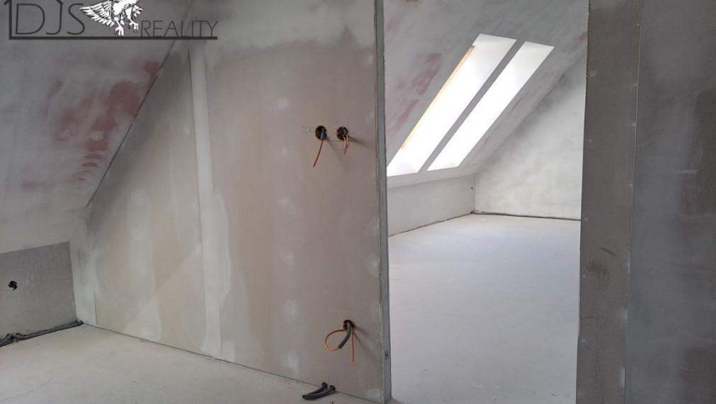 Na predaj byty v meštianskom dome v centre mesta na Hlavnej ulici v Prešove.