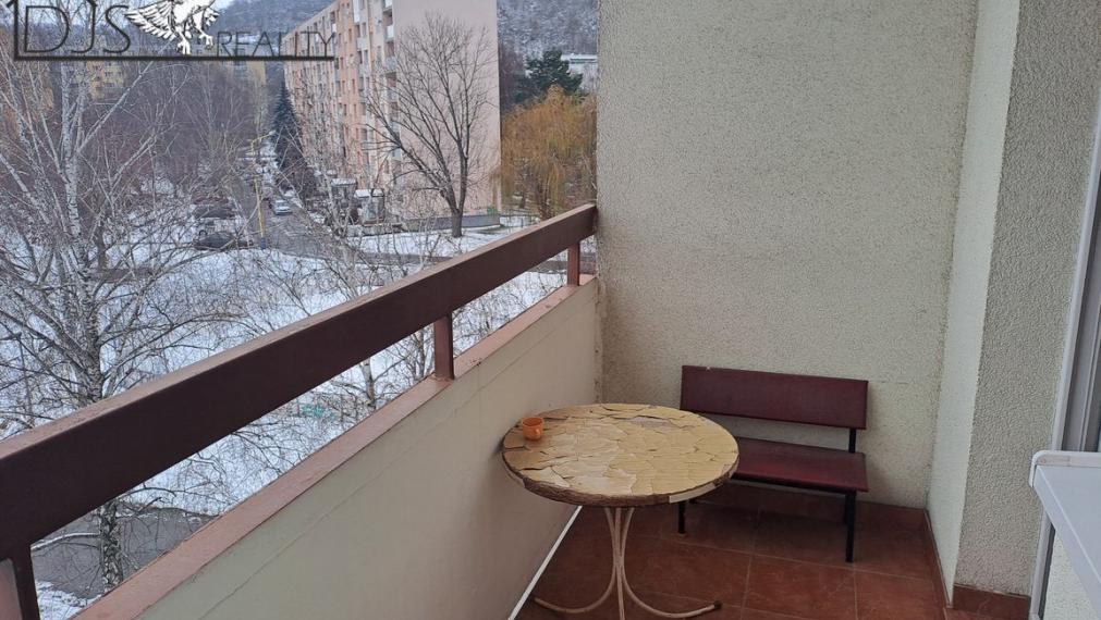 Na prenájom -pekný 3-izbový byt na ulici Šmeralová v Prešove.