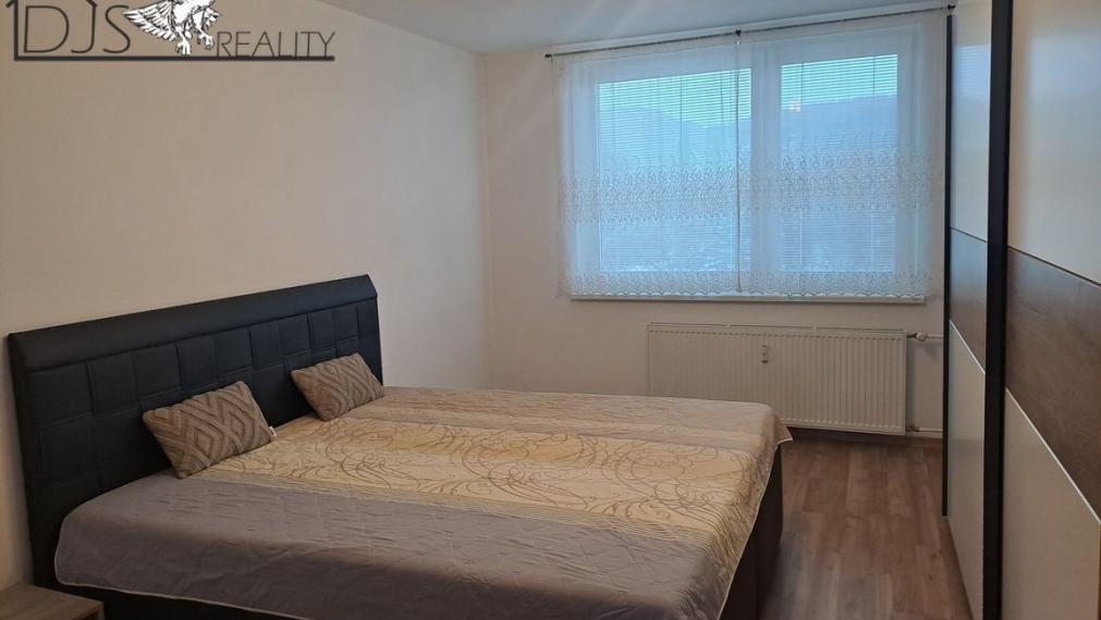 Na prenájom -pekný 3-izbový byt na ulici Šmeralová v Prešove.