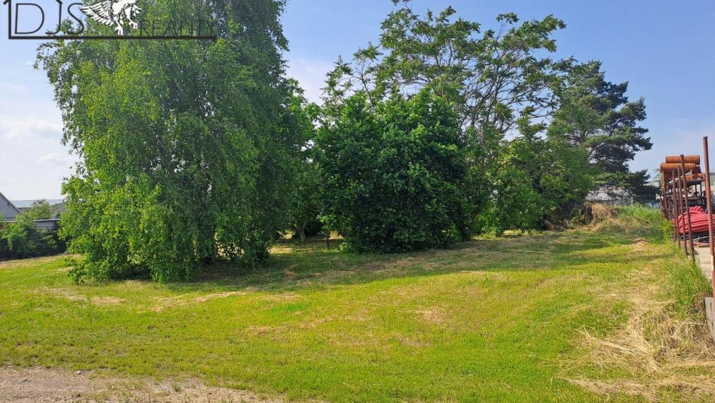 Na Predaj - jedinečný pozemok, 2 015m2, Pod Hájom - Ľubotice.