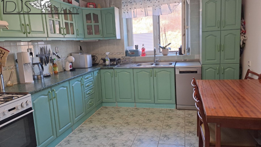 Na Predaj - 3-izbový byt, 72m2, Janka Matušku - Vranov nad Topľou, 2/3 posch., Balkón.