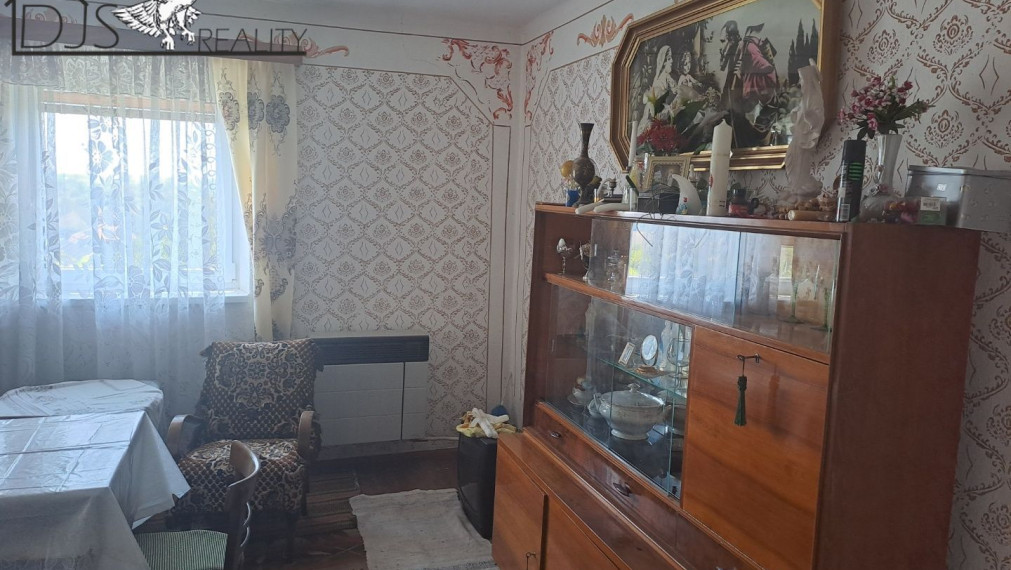 PREDAJ - 4-izbový rodinný dom v obci Trstené pri Hornáde.