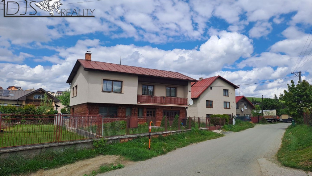 PREDAJ - 5-izbový rodinný dom v malebnej obci Vrbov.