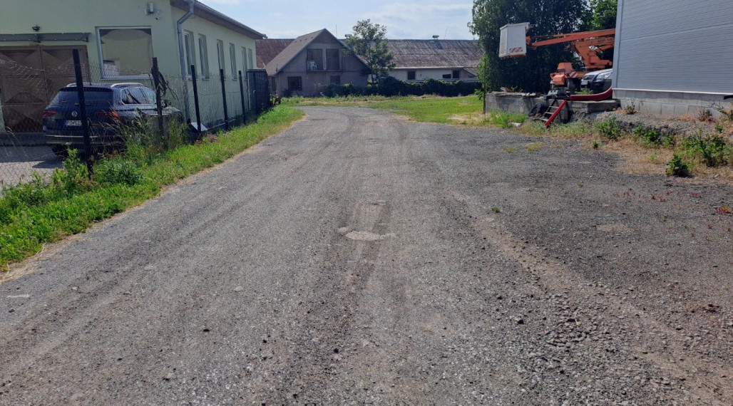 Na Prenájom - jedinečný pozemok, 2 015m2, Pod Hájom - Ľubotice.