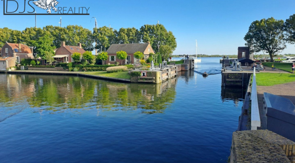 Hľadáme 2 izbový byt v Prešove.