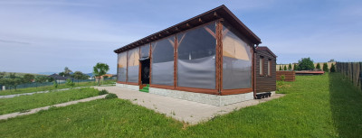 EXKLUZÍVNE - Na predaj 2 stavebné pozemky + mobilný dom v obci Čelovce (okr. Prešov). 