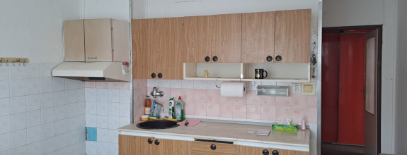 EXKLUZÍVNE - Na Predaj - 2 izbový byt, Sídlisko 3, ulica Matice slovenskej.