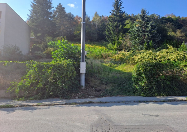 Na Predaj - stavebný pozemok, 1 537m2, Jánošíkova - Prešov.