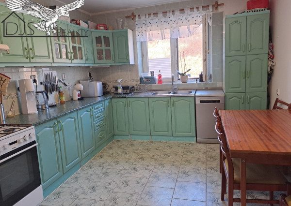 Na Predaj - 3-izbový byt, 72m2, Janka Matušku - Vranov nad Topľou, 2/3 posch., Balkón.